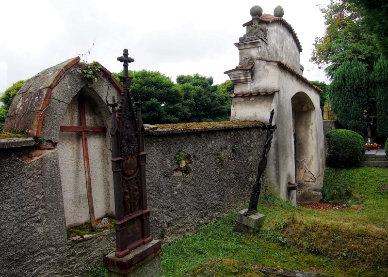 Boží hrob na Františkánském hřbitově Votice_8