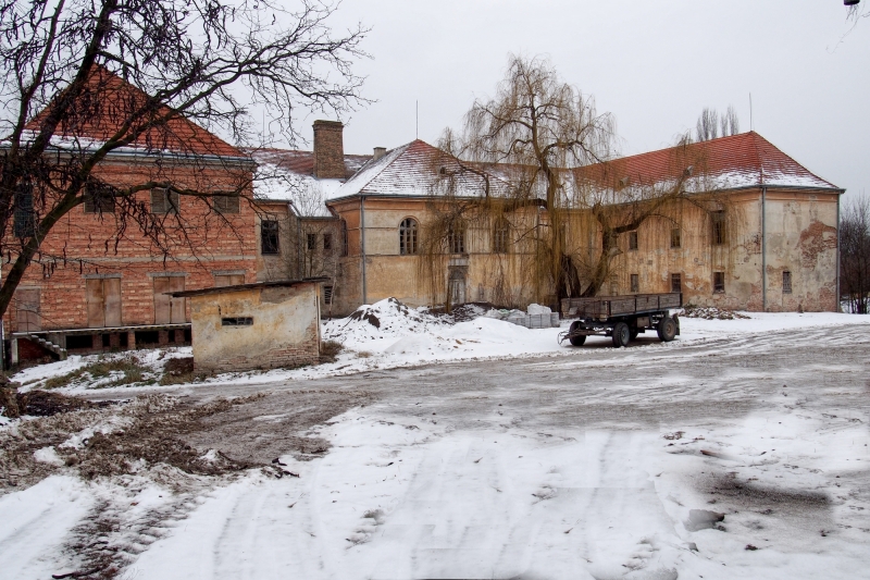 Zámek Hrušovany nad Jevišovkou_6